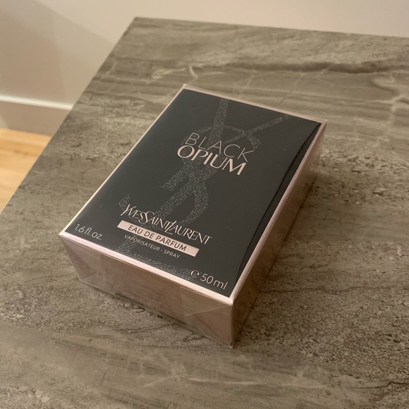 YSL Black Opium Eau de Parfum - Picture 4 of 8